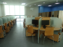 천안시 신방도서관 2층 - 디지털실
